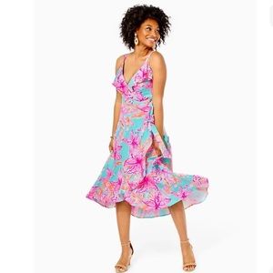 Lilly Pulitzer Fontaine Wrap Dress Surf Blue Bonita Blooms Large used one time.